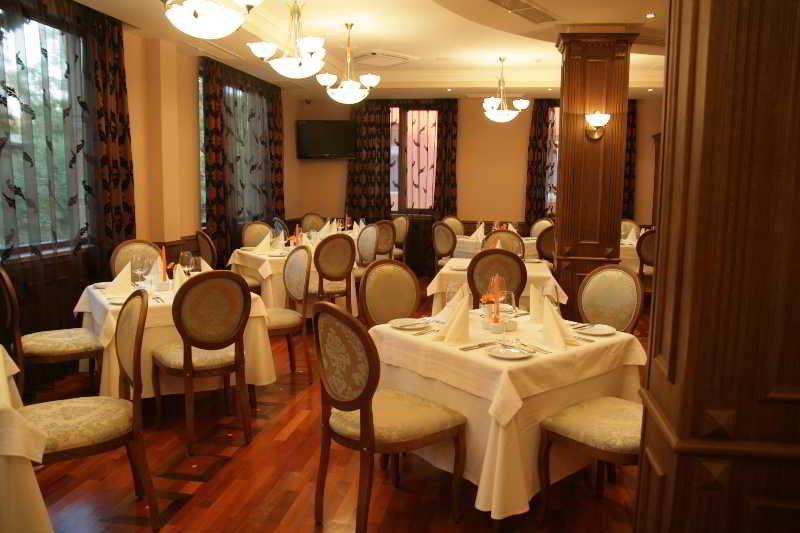 Hotel Club Central Hisarja Restaurante foto
